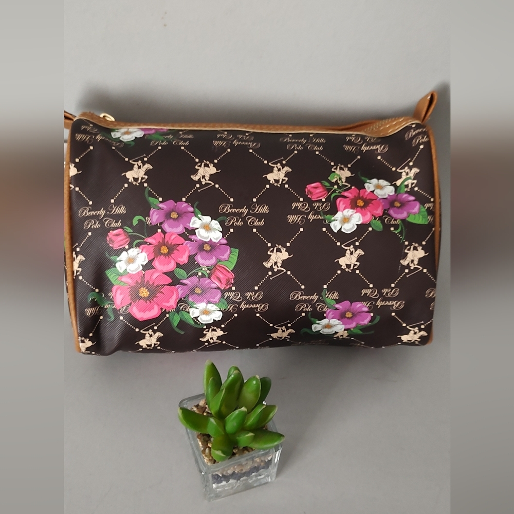 Cosmetic Bags Beverly Hills Polo Club brown Floral  Zipper New With Tags